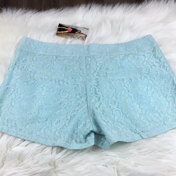 Umgee Aqua Lace Shorts Large - Picture 4 of 4